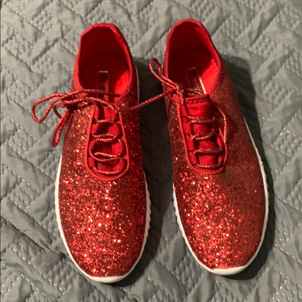 Size 7.5 women’s shoes